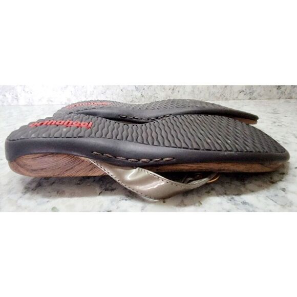 Orthaheel Size 7 Lola Mixed Metal Silver and Gold Women’s Sandals EUC - Picture 6 of 8